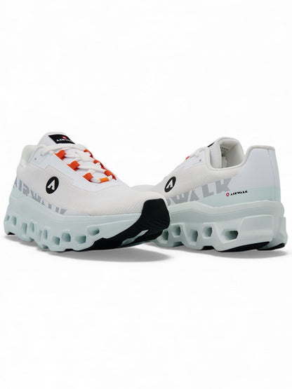 14298 – Tenis deportivos blancos con suela turquesa para hombre