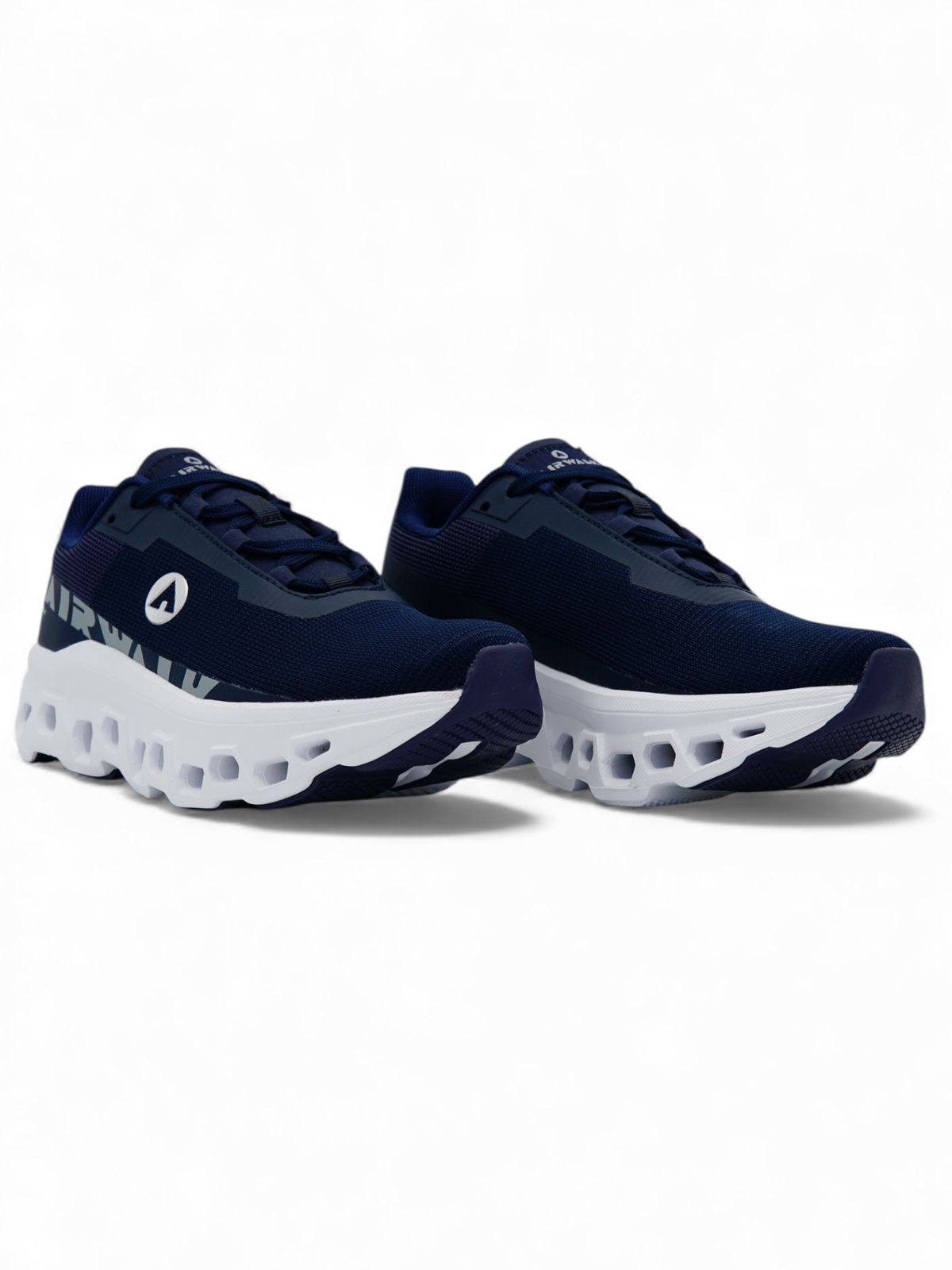 14297 – Tenis deportivos azul marino con suela blanca para hombre