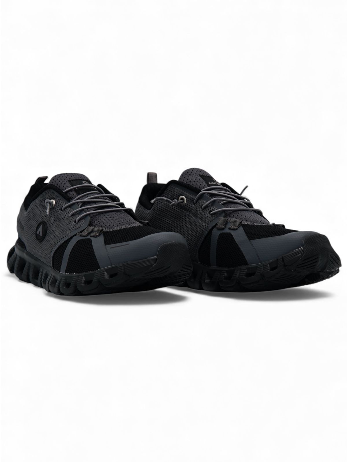 14293 – Tenis deportivos gris y negro Airwalk para hombre