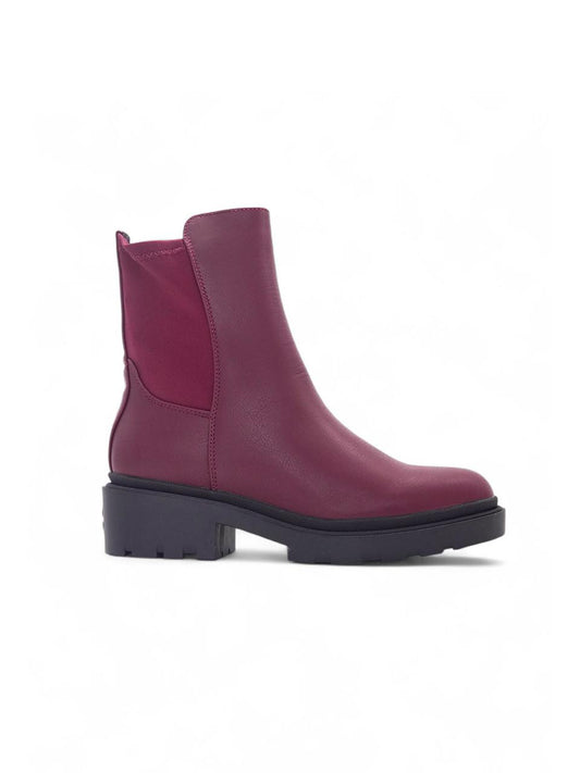 11864 - Botín Chelsea para Mujer en Color Vino