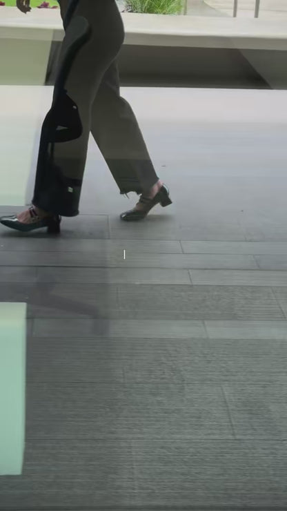 13463 - Zapatos de Tacón Bajo para Mujer en Charol Negro