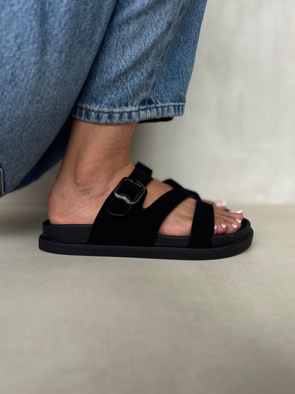 Sandalias Negro 14472 Triple Correa Hebilla Slip On Casual Zoé Brand Costa Rica