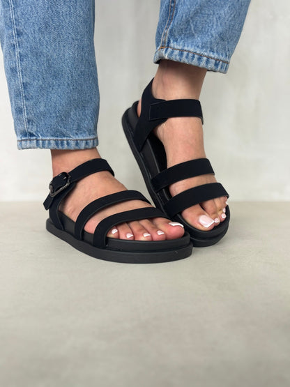 Sandalias Negro 14476 Triple Correa Hebilla Slingback Casual Zoé Brand Costa Rica