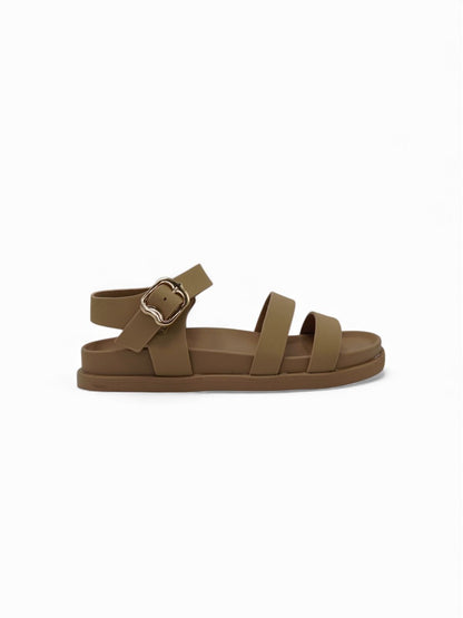 Sandalias Beige 14479 Triple Correa Hebilla Slingback Casual de mujer Zoé Brand Costa Rica