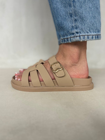 Sandalias Beige 14483 Correa Ajustable Hebilla Slip On Casual de mujer Zoé Brand Costa Rica