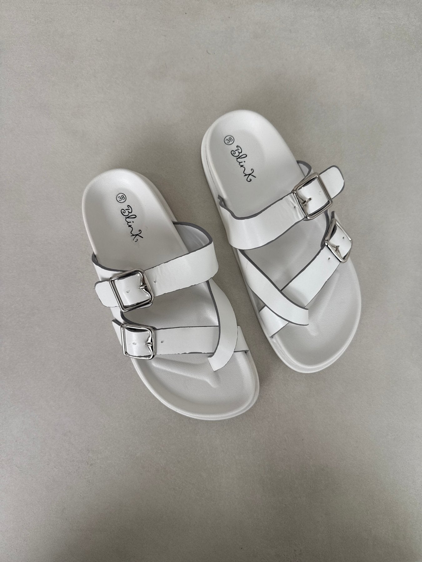 Sandalias Blanco 14495 Doble Correa Ajustable Doble Hebilla Slip On Casual Zoé Brand Costa Rica