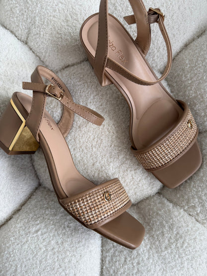 Tacones Beige Yute 14778 Hebilla de mujer Zoé Brand Costa Rica