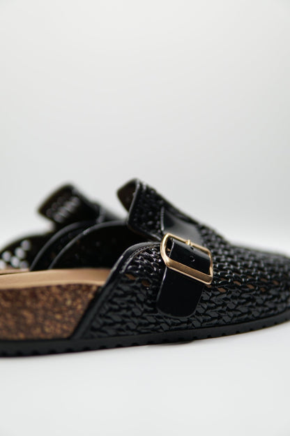 Zuecos Negro Charol 14796 Hebilla Casual de mujer Zoé Brand Costa Rica