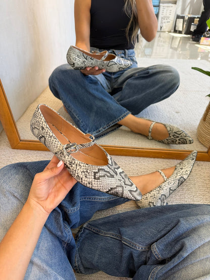 Zuecos Gris Animal Print 2063 Mary Jane Hebilla Casual de mujer Zoé Brand Costa Rica